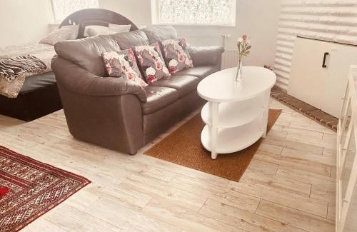 Sollentuna Apartment | Charming Studio Flat In Sollentuna, Stockholm