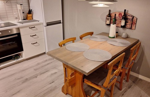 Enkoping House | Cozy Guesthouse 600m From The Beach