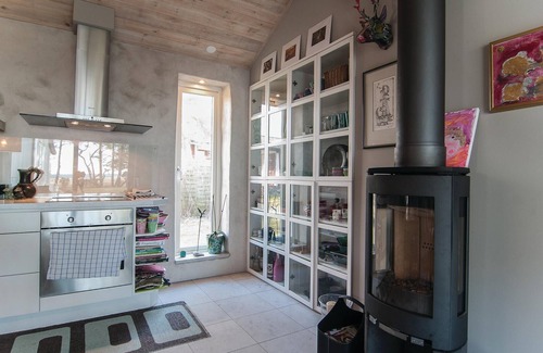 Tofta House | Cozy home in Gotlands Tofta with WiFi