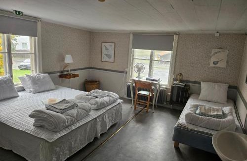 Mariefred Hostel | Djurgårdsportens vandrarhem