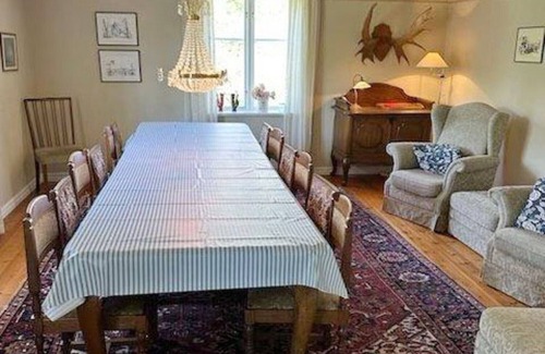 Marieholmsbruk Ski Chalet | Family Friendly Cottage by the Lake in Småland – Perfect for Large Groups SE06078