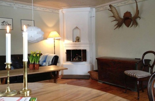 Marieholmsbruk Ski Chalet | Family Friendly Cottage by the Lake in Småland – Perfect for Large Groups SE06078