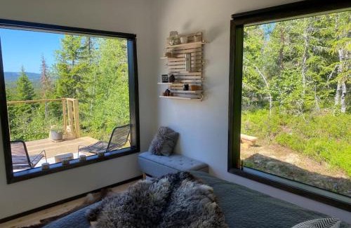 Torsby Municipality House | Forest cabin with stunning mountain view & Sauna