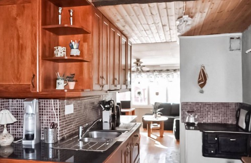 Bollstabruk House | Gorgeous home in Bollstabruk with sauna