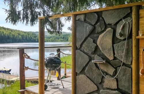 Bollstabruk House | Gorgeous home in Bollstabruk with sauna
