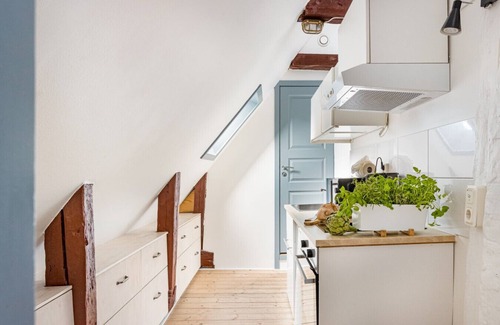 Gamla Stan Apartment | Historisk takvåning i gamla stan