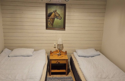 Enanger Hostel | Långvinds Bruk - Vandrarhem