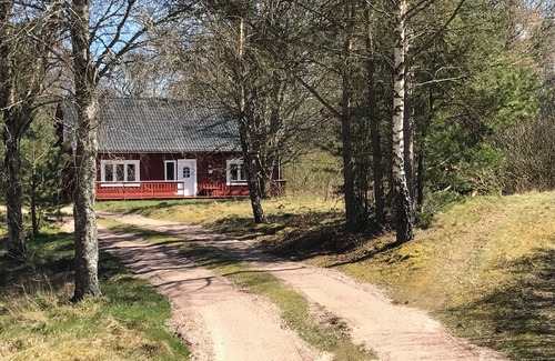 Markaryd House | Large cozy house with fireplace and pool for 8 people by the river