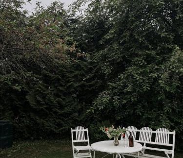 Nora House | Lillebo - Centralt mysigt hus i Nora