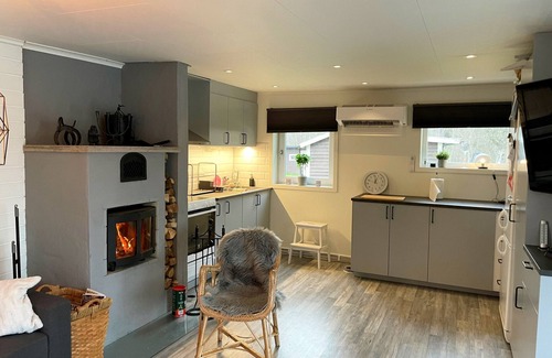 Bankeryd Ski Chalet | Lovely cottage in Bankeryd with a panoramic view of the lake | SE07027