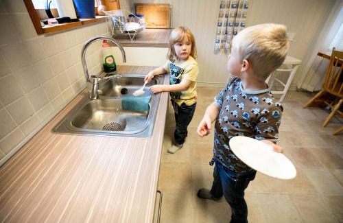 Krylbo Hostel | Mellangården