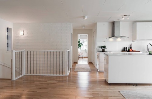 Lulea House | Modern Spacious 4BR Town House, Sauna, 7 Beds