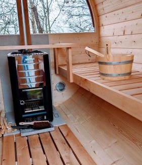 Morlunda House | Obstgarten Mörlunda, 5 min zum Badesee, Småland, Sauna