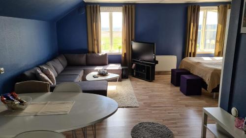 Kristianstad Apartment | Own apartment in village school from 1886 with private entrance
