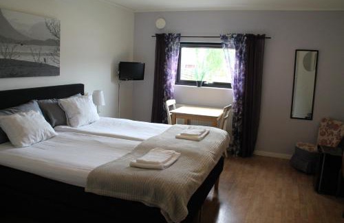Himle Hostel | Rödlix Vandrarhem & Camping