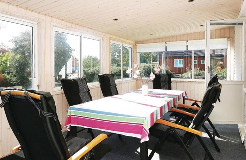 Borgholm House | Six-Bedroom Holiday Home in Borgholm