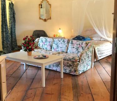 Katrineholm Hostel | Stora Djulö Vandrarhem