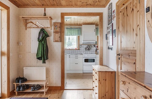 Strangnas Municipality Ski Chalet | Unique cottage with a view of Mälaren, Mariefred | SE14020