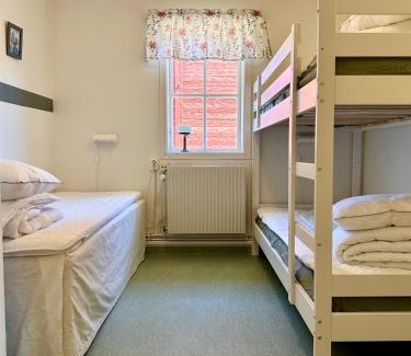 Linkoping Hostel | Valla Vandrarhem