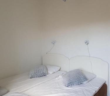 Varberg Hostel | Vare 4 vandrarhem AB