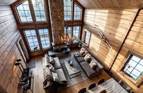 Idre House | Vargen Fjällstuga med bastu och brasa i Idre