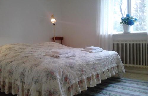 Kloten Hostel | Wilderness Cottage
