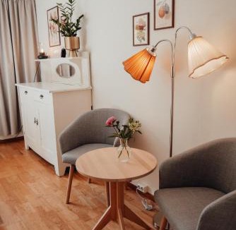 Klagstorp Bed & Breakfast | Äspögården Bed & Breakfast