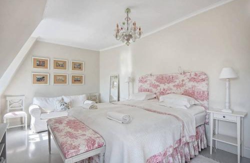 Stallarholmen Bed & Breakfast | Östa Gård Boutique B&B