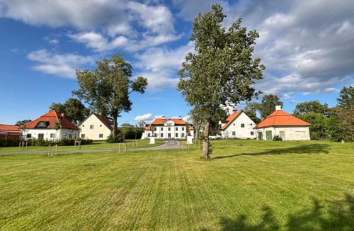Malmkoping Villa | Östra Flygeln Grinda Säteri