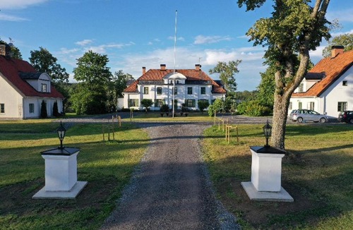 Malmkoping Villa | Östra Flygeln Grinda Säteri