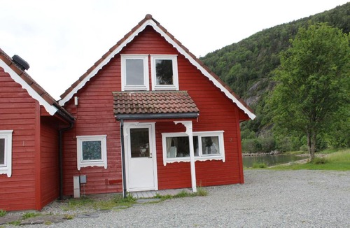 Hjelmeland House | Østerhus Fjord cabins 575