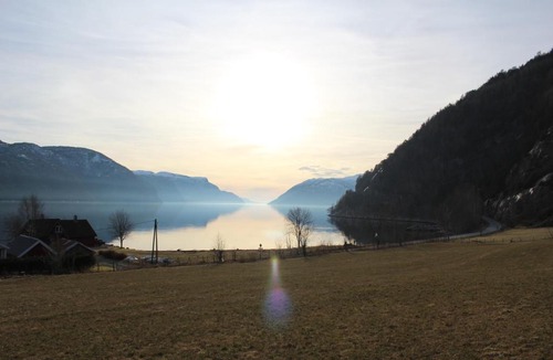 Hjelmeland House | Østerhus Fjord Cabins 581