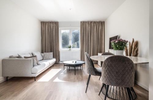 Appelviken Apartment | 1-Bed Apt Sleeps 4 10m metro to Stockholm Centre