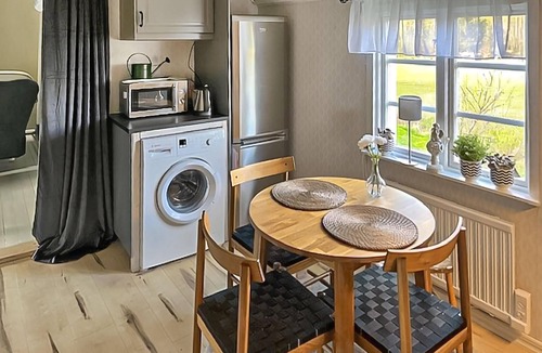 Blomstermala House | 1 bedroom amazing home in Tålebo