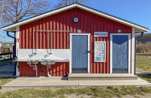 Farjestaden House | 1 bedroom awesome home in Färjestaden