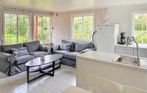 Viksoyri House | 1 Bedroom Awesome Home In Vik I Sogn