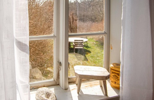Tofta House | 1 bedroom beach front home in Gnisvärd
