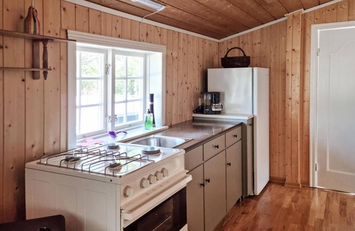 Lyngdal House | 1 bedroom beautiful home in Lyngdal
