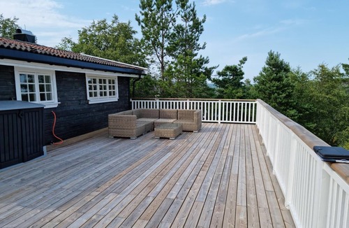 Lyngdal House | 1 bedroom beautiful home in Lyngdal