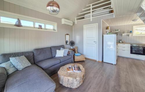 Jelsa House | 1 Bedroom Beautiful Home In Jelsa