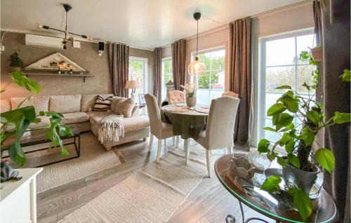 Skene House | 1 Bedroom Beautiful Home In Skene