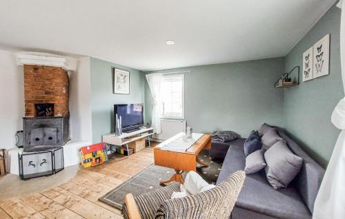 Almhult House | 1 Bedroom Beautiful Home In Svinaberga