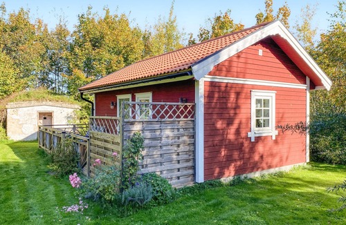 Farjestaden House | 1 bedroom beautiful home in Runsten