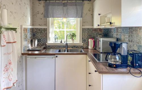 Farjestaden House | 1 Bedroom Cozy Home In Färjestaden