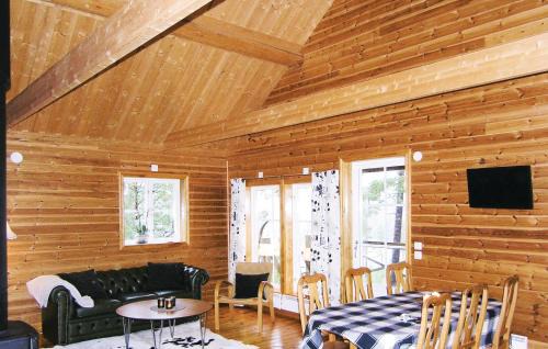 Asenhoga House | 1 Bedroom Cozy Home In Åsenhöga