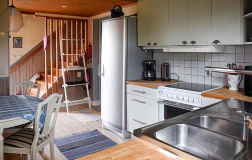 Tystberga House | 1 Bedroom Cozy Home In Sättersta Tystberga