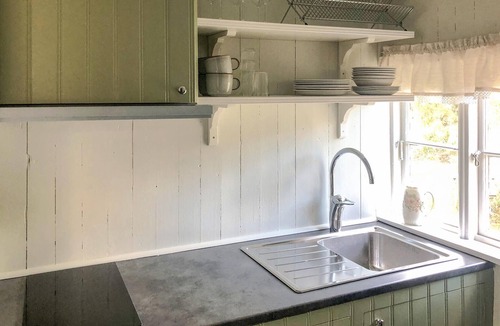 Vikbolandet House | 1 bedroom cozy home in Vikbolandet