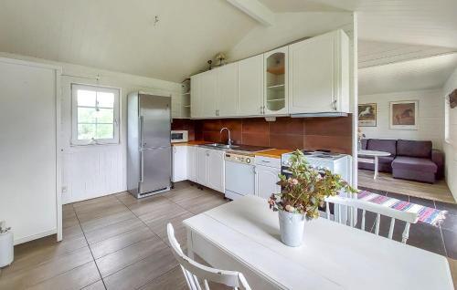 Munka-Ljungby House | 1 Bedroom Gorgeous Home In Munka Ljungby