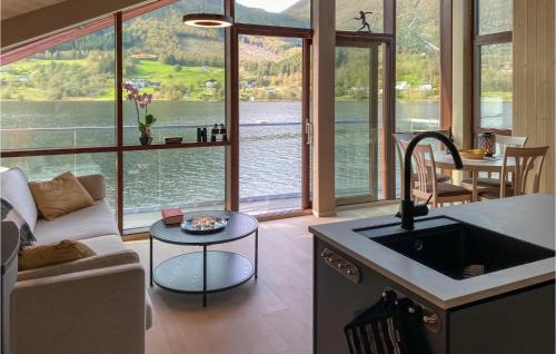 Sykkylven House | 1 Bedroom Gorgeous Home In Straumgjerde
