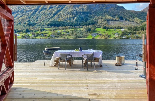 Sykkylven House | 1 bedroom gorgeous home in Straumgjerde